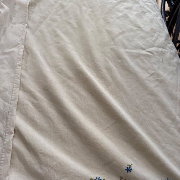 Handmade Vintage Pillowcase Set With Embroidered Kittens & Blue Flower Pattern - Picture 4 of 10